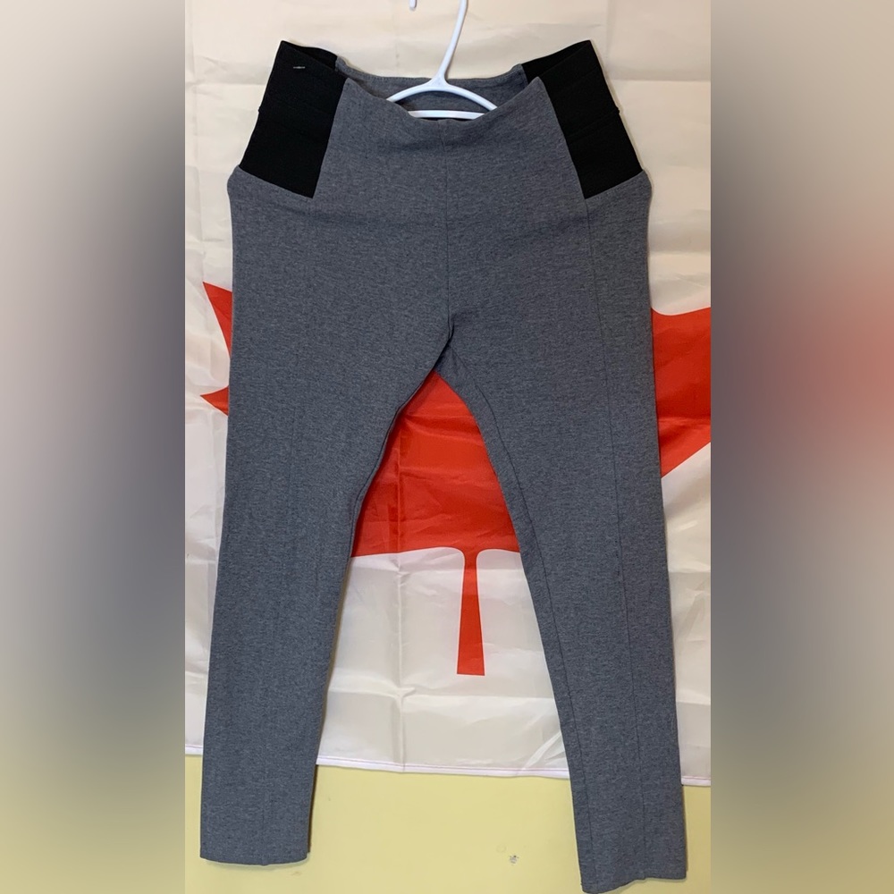 Guess gray pants size M